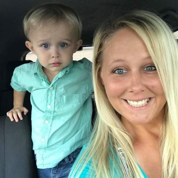 Meet your Posher, Melissa - Picture 1 of 1